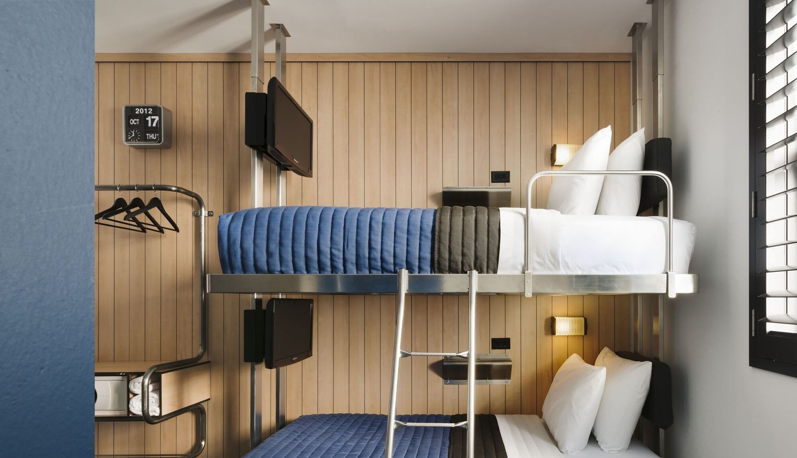 Pod 39 — rooms