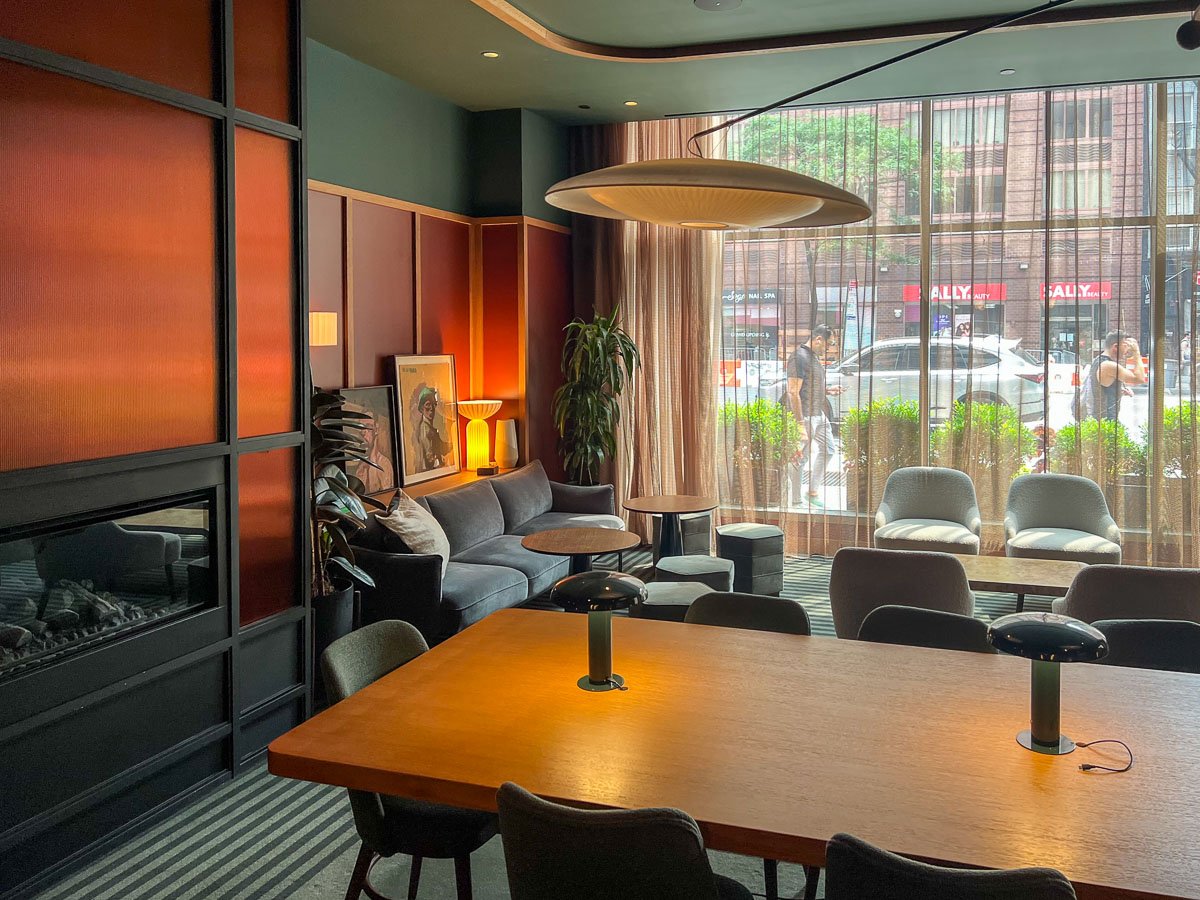 Romer Hell's Kitchen Hotel — eat & drink
