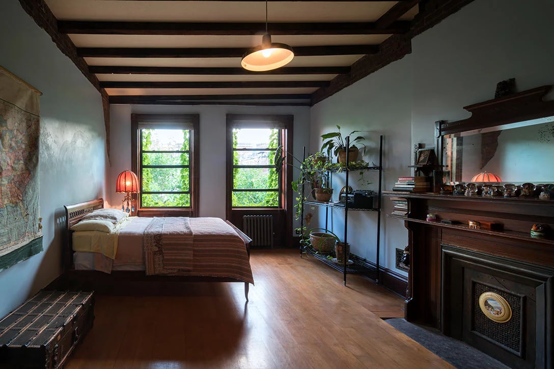 The Harlem Flophouse — rooms