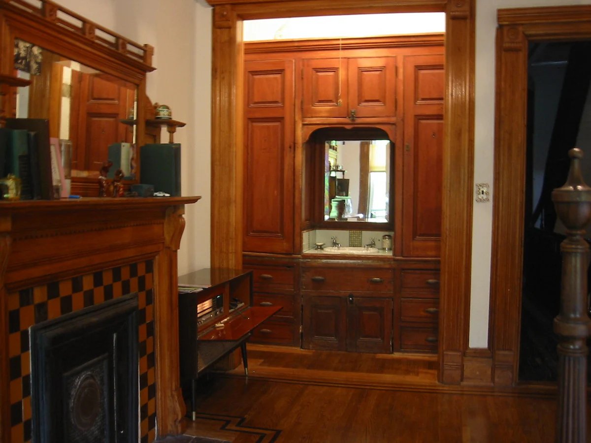The Harlem Flophouse — rooms