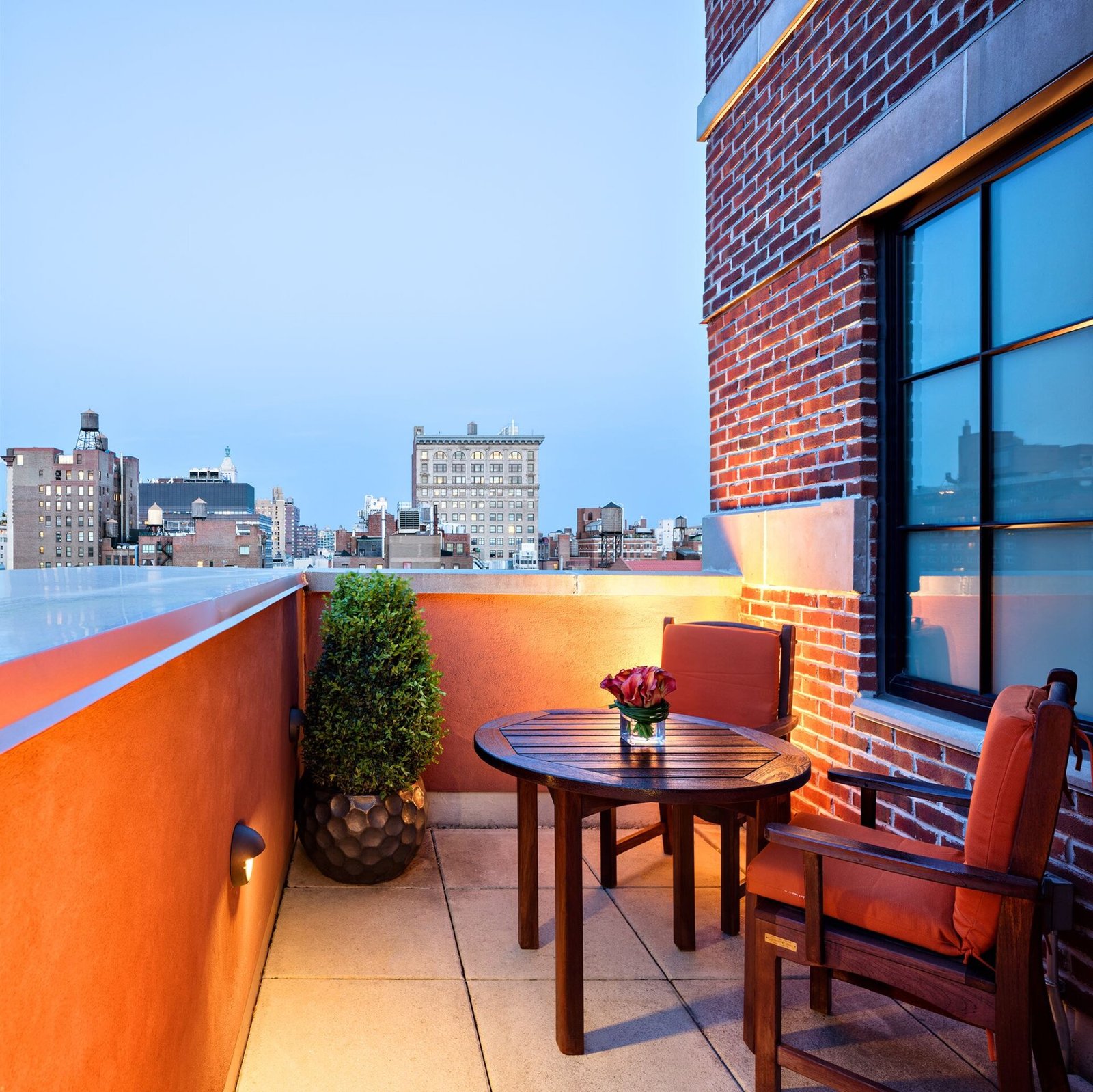 Walker Greenwich Village — vibe