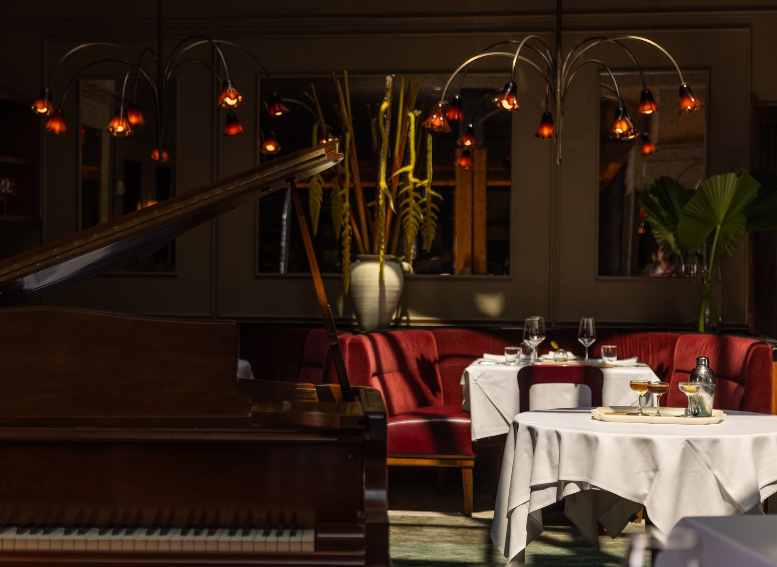 The Evelyn Hotel — eat & drink