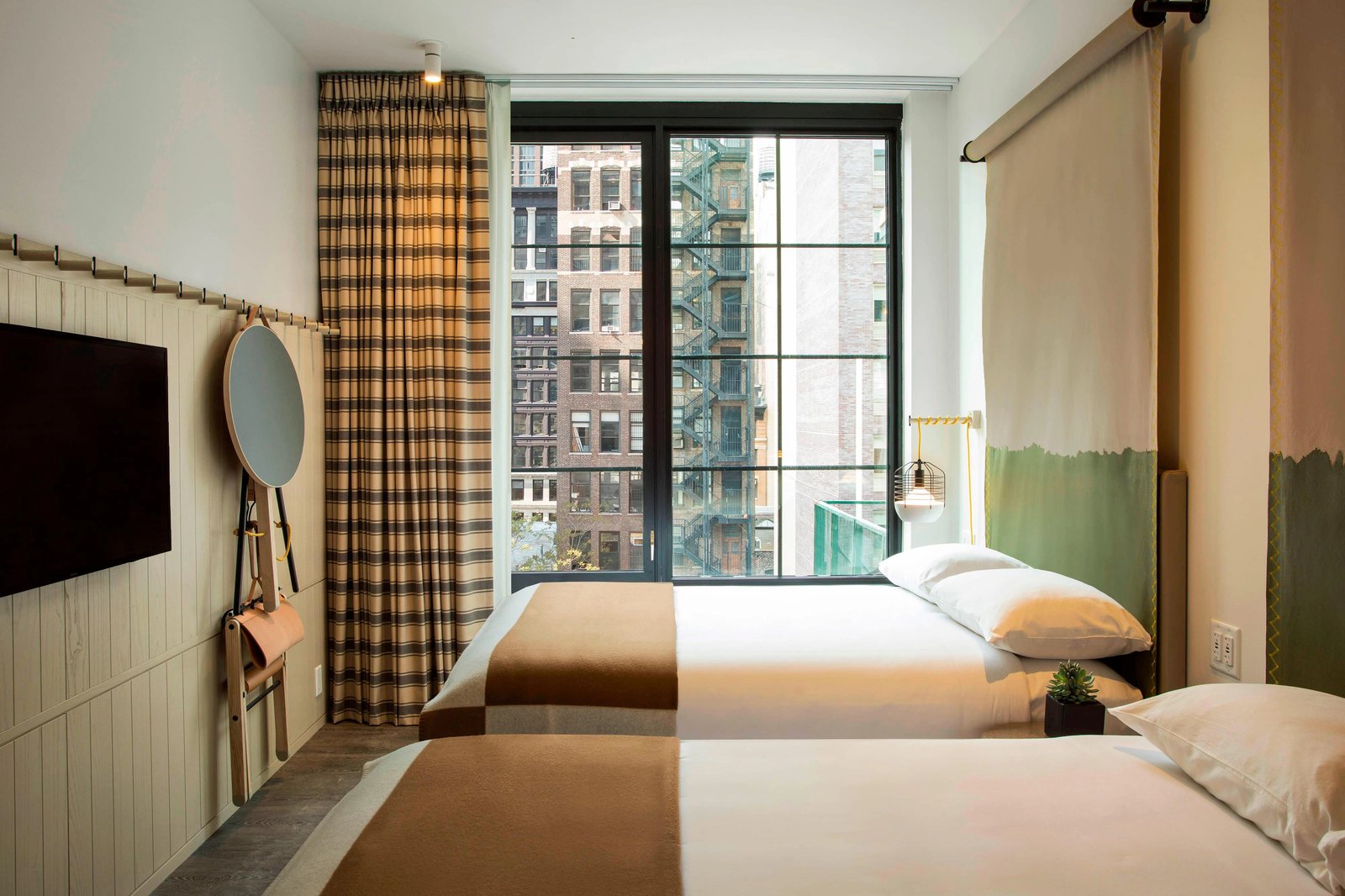 Moxy NYC Chelsea — rooms
