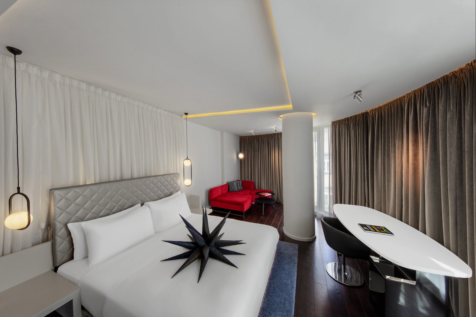 W London — rooms