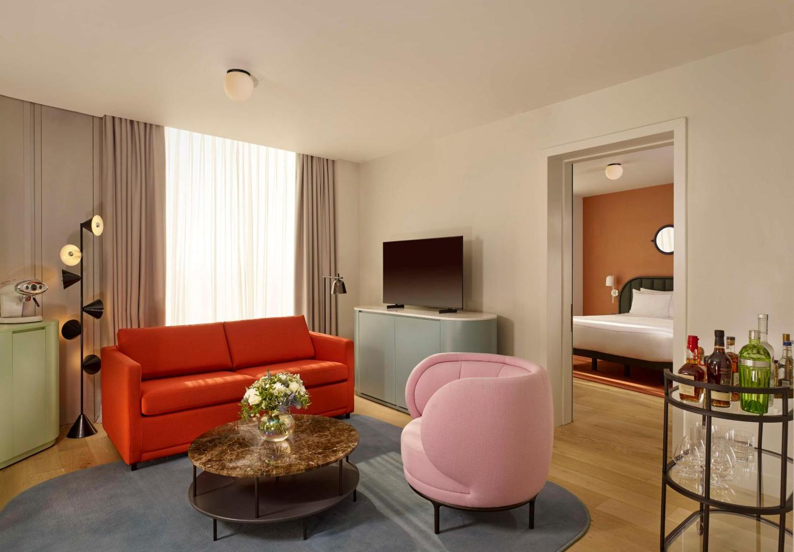 art'otel London Battersea Power Station, rooms