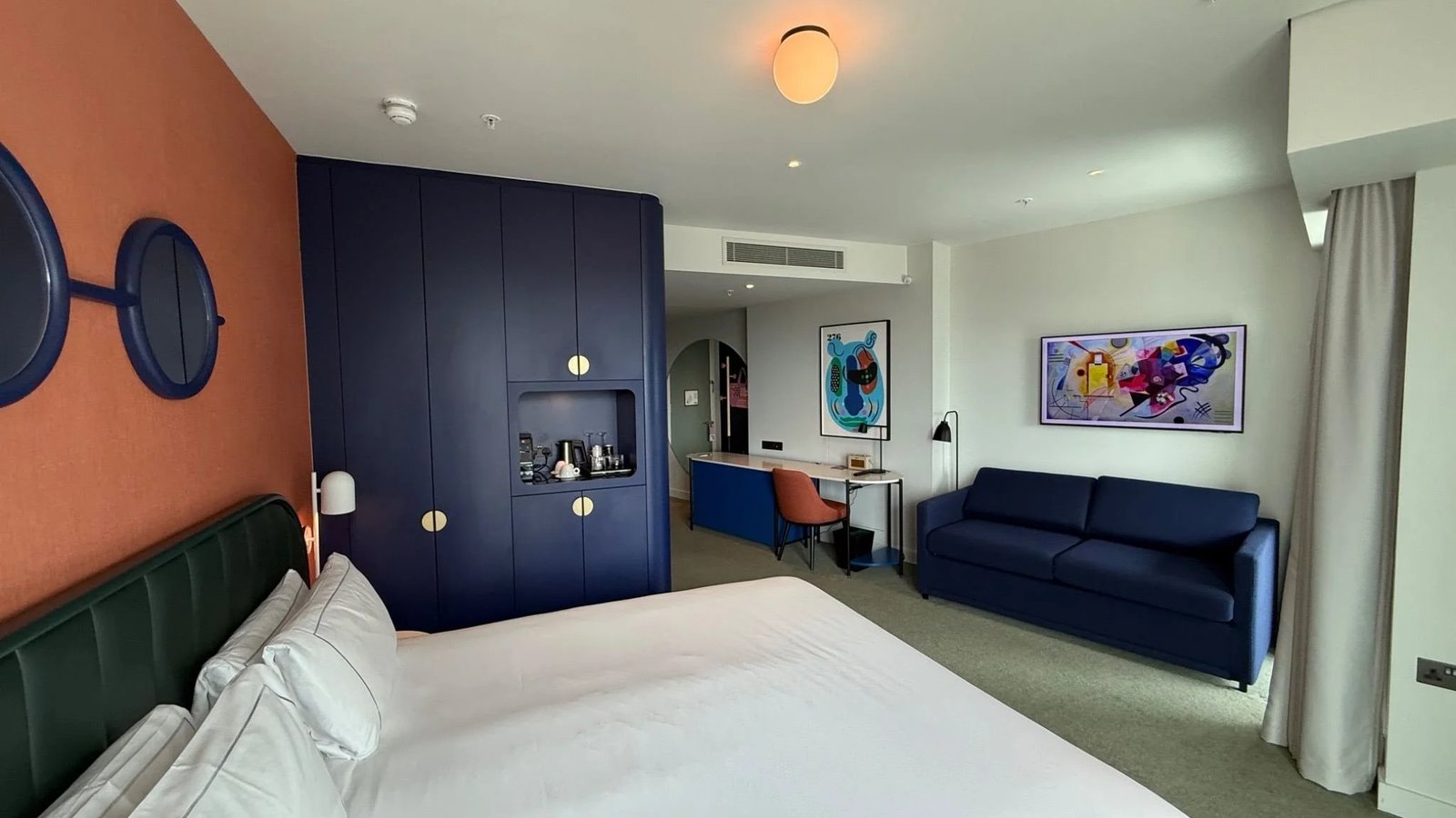 art'otel London Battersea Power Station — rooms