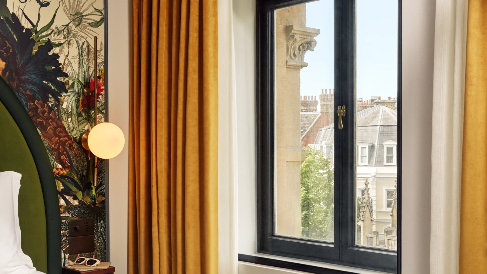 Hyde London City — rooms