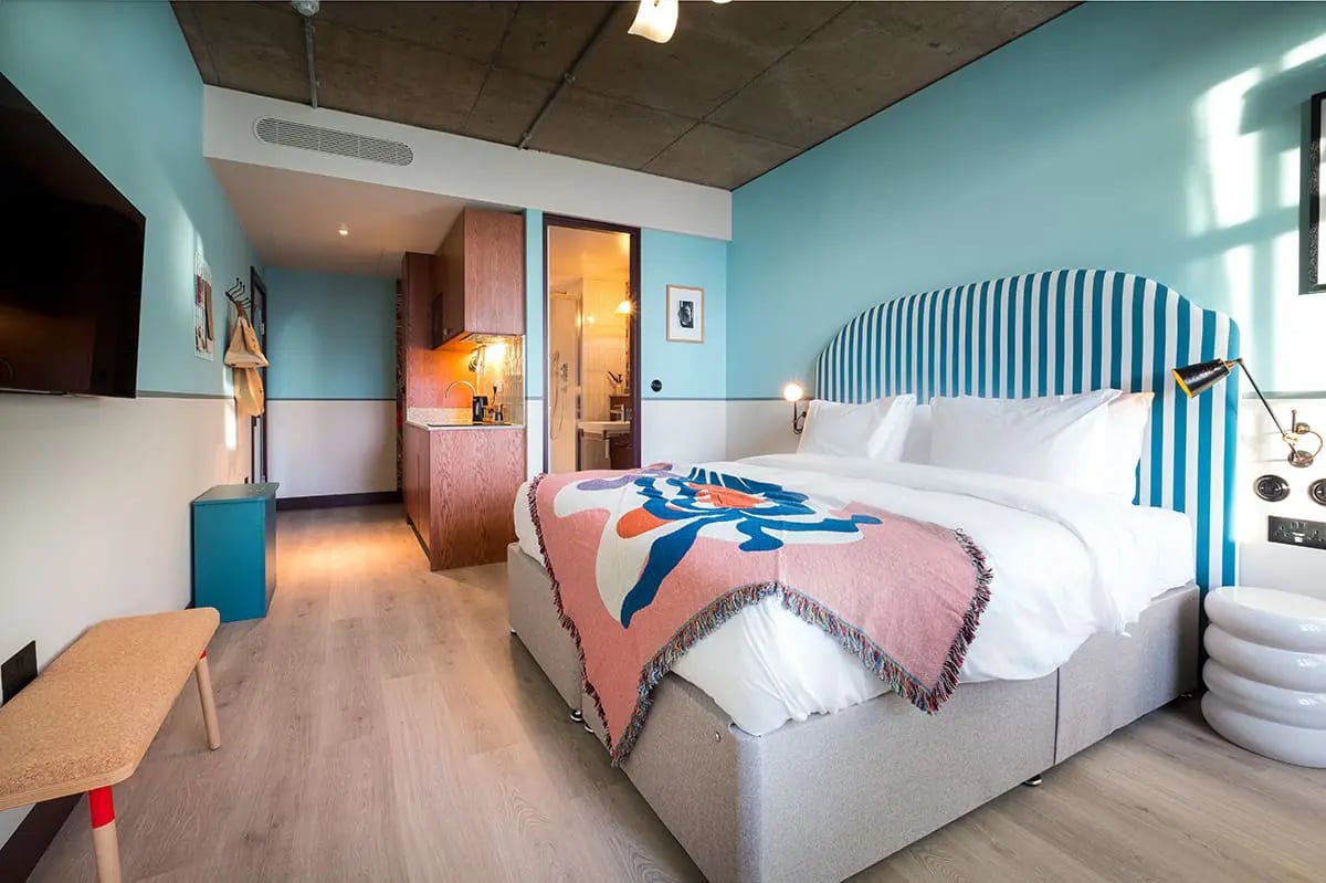 Second Nature Chiswick — rooms