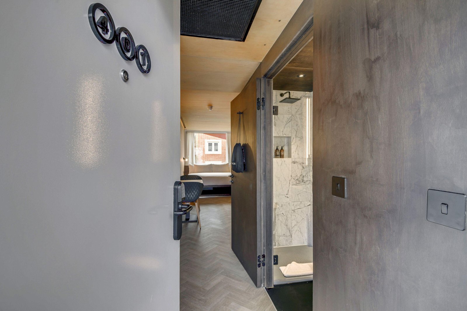 Stow Away Waterloo — rooms