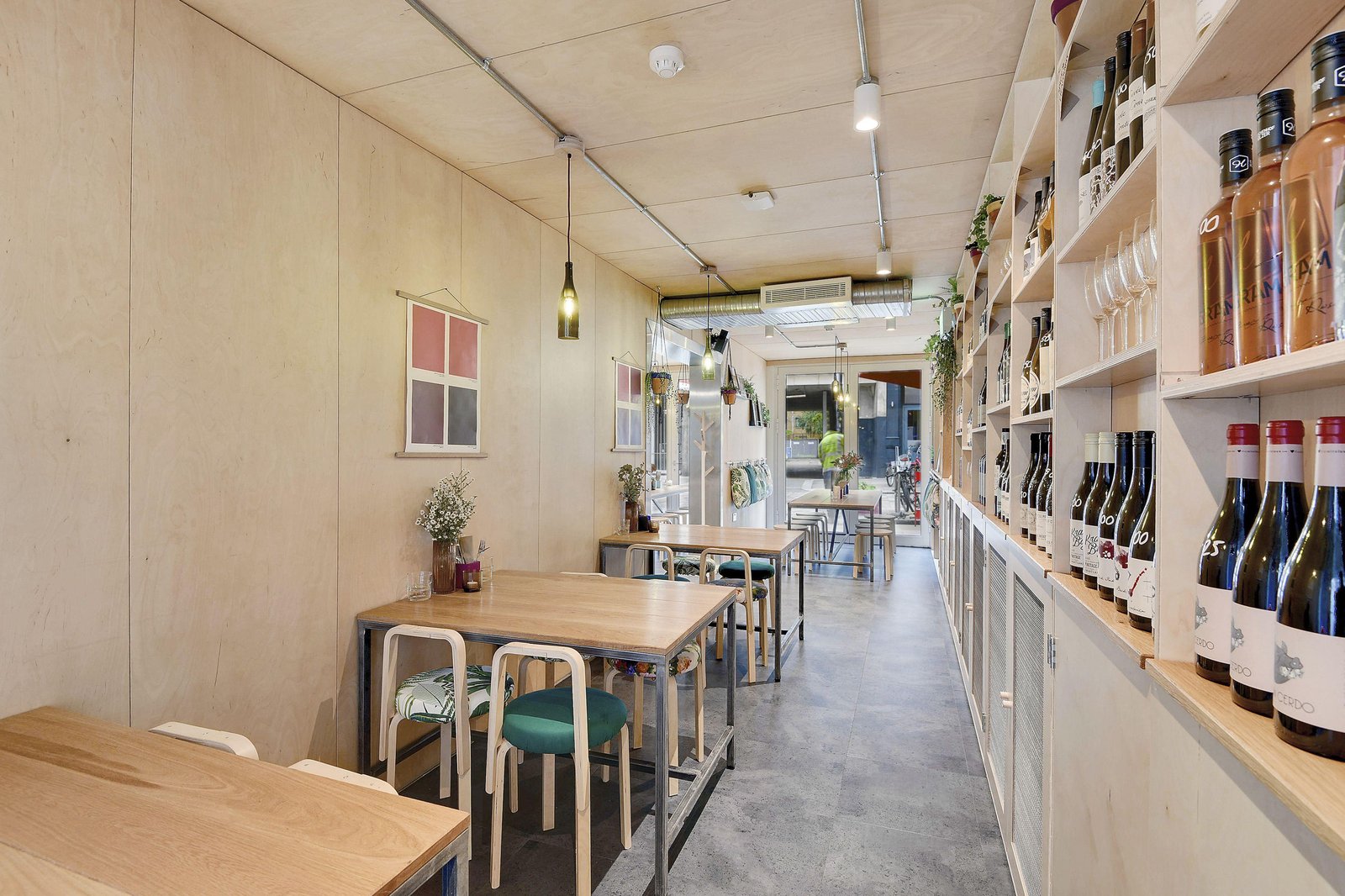 Stow Away Waterloo — eat & drink