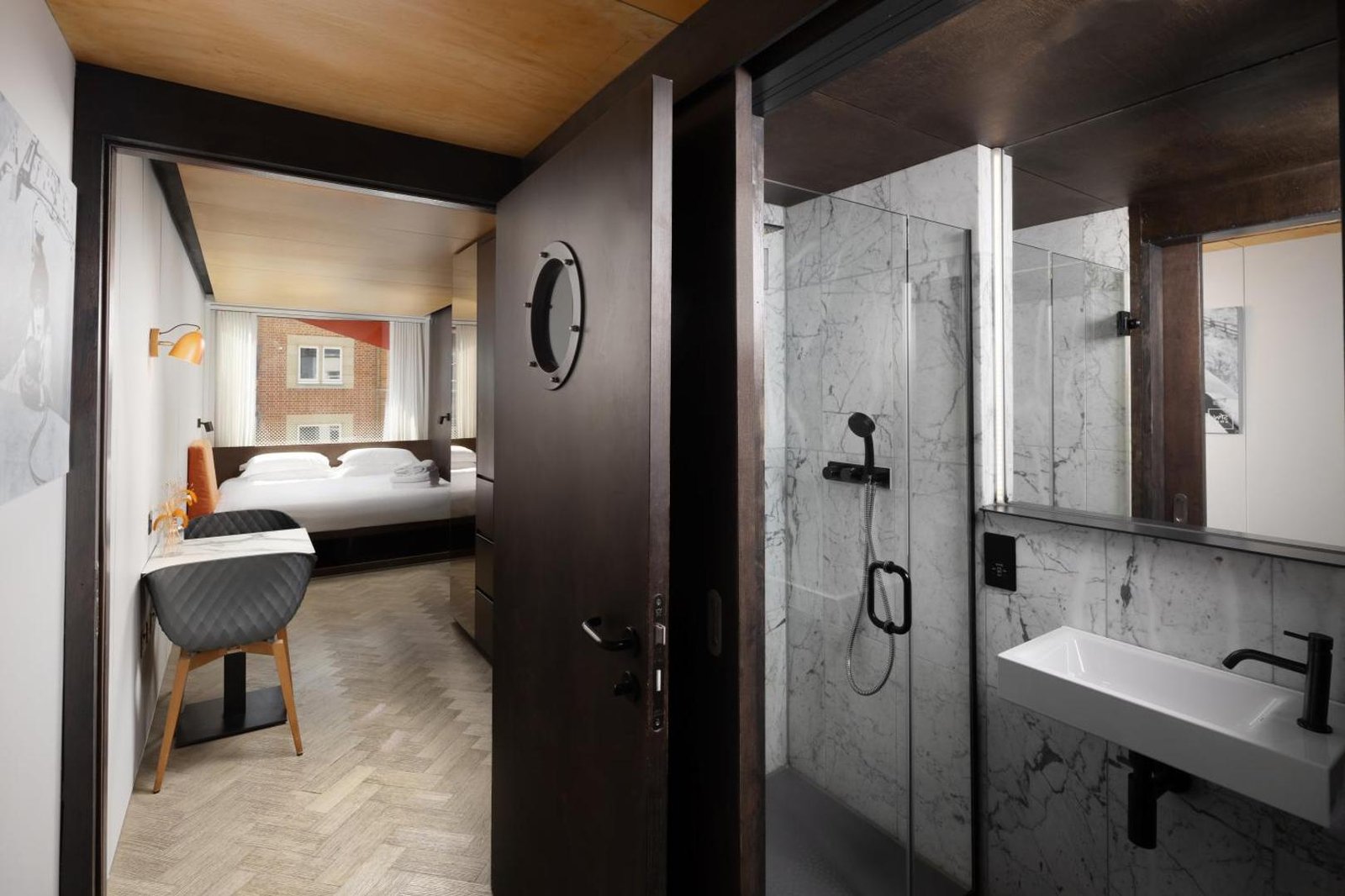 Stow Away Waterloo — rooms