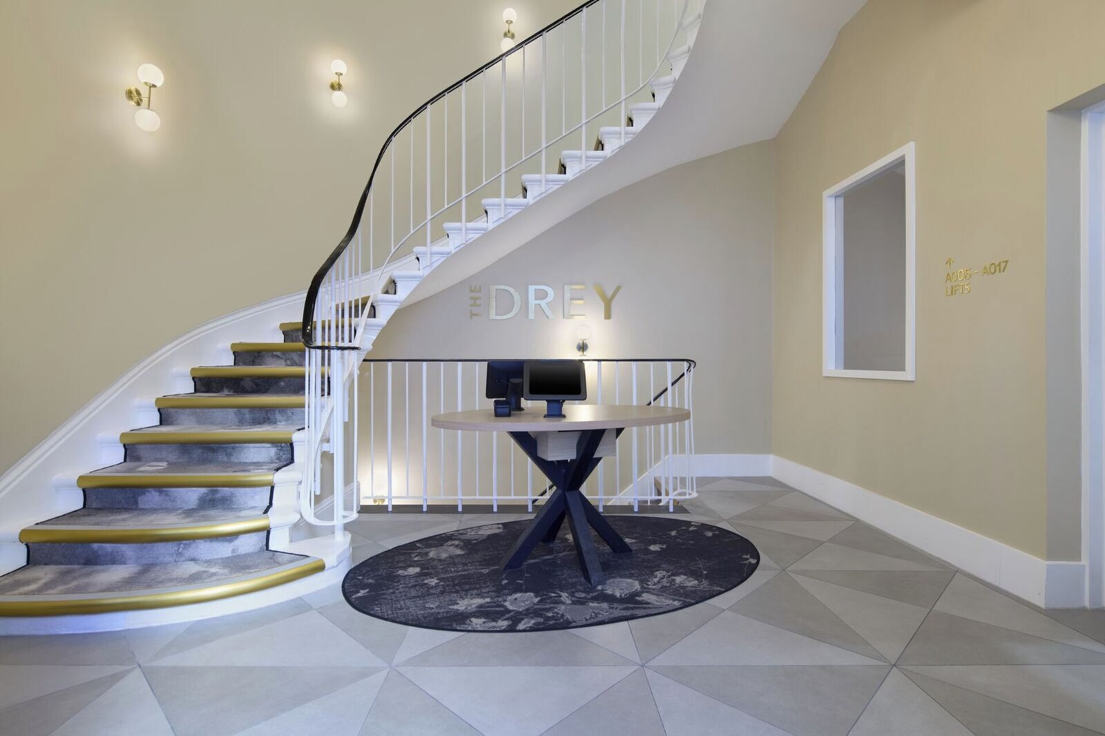 The Drey, Kensington — vibe