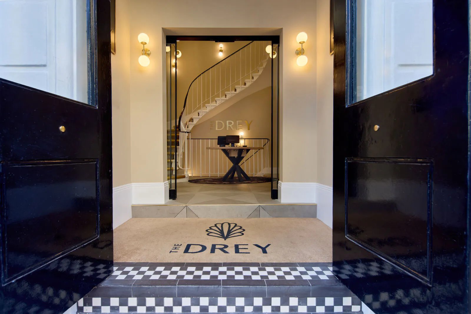 The Drey, Kensington — vibe