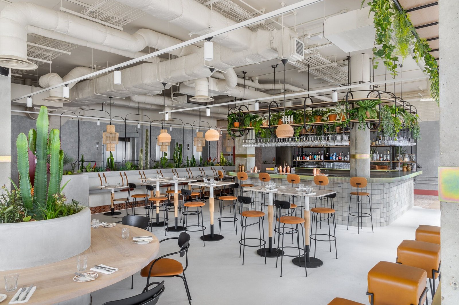 Bermonds Locke Tower Bridge — eat & drink