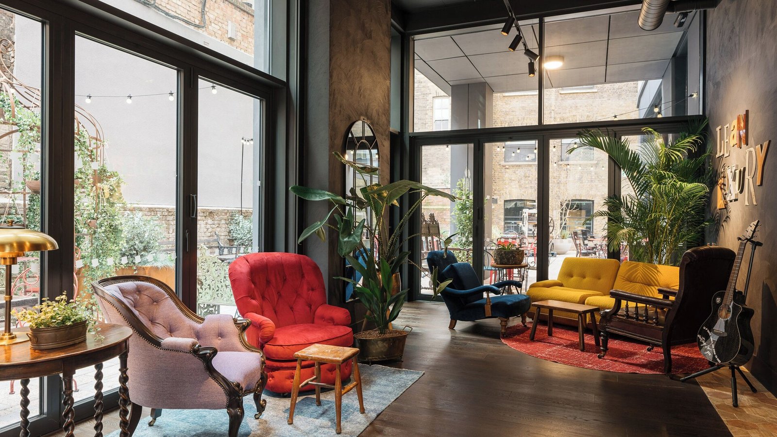Ruby Stella Hotel London by IHG — eat & drink