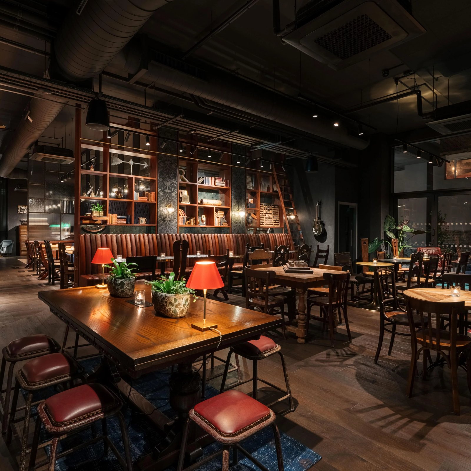 Ruby Stella Hotel London by IHG — eat & drink