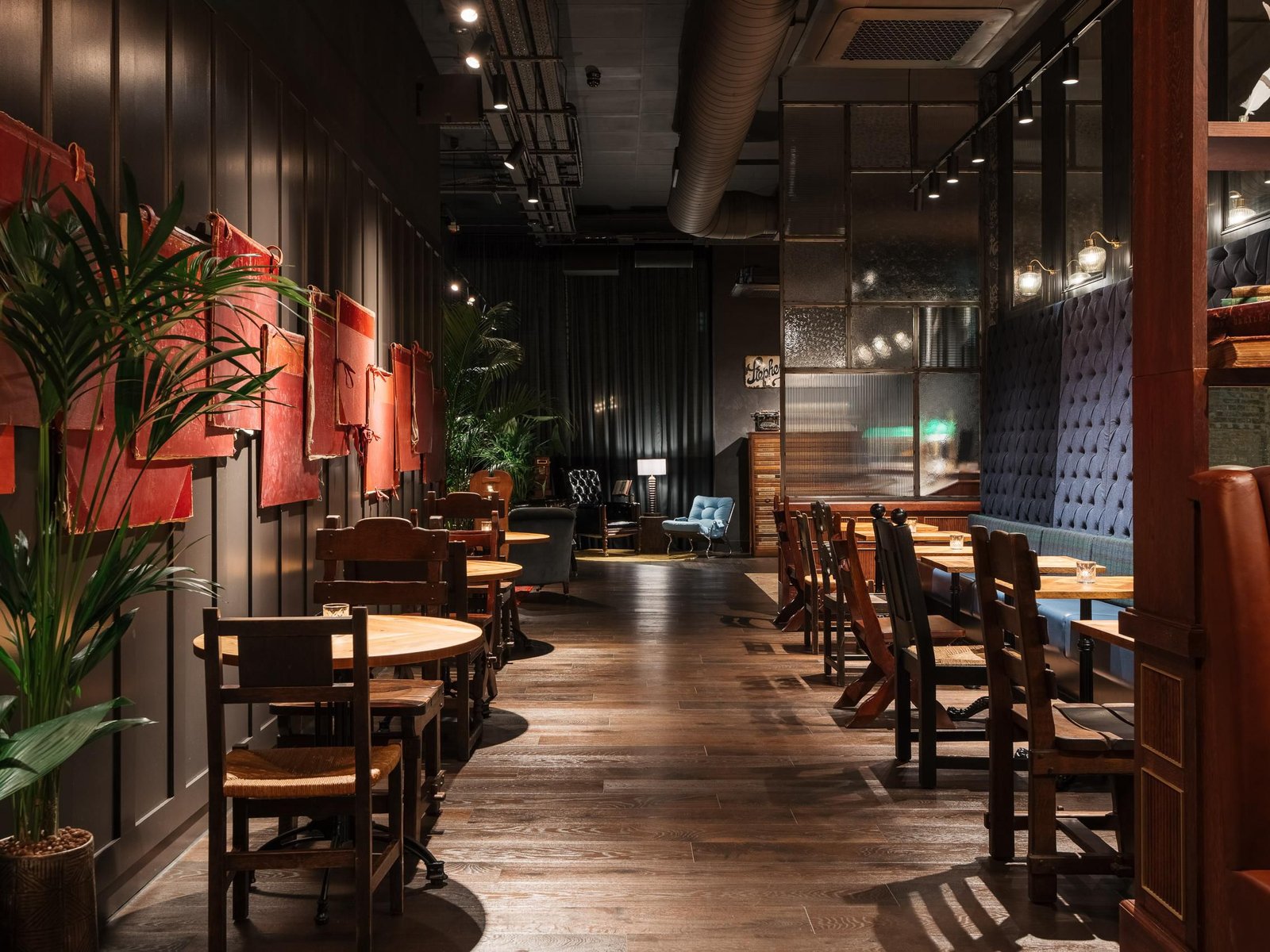 Ruby Stella Hotel London by IHG — eat & drink