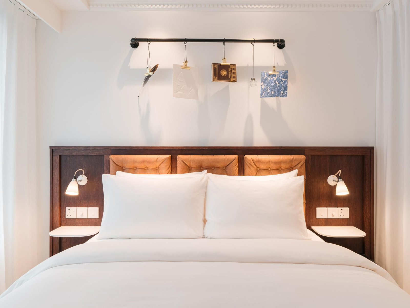 Ruby Stella Hotel London by IHG — rooms