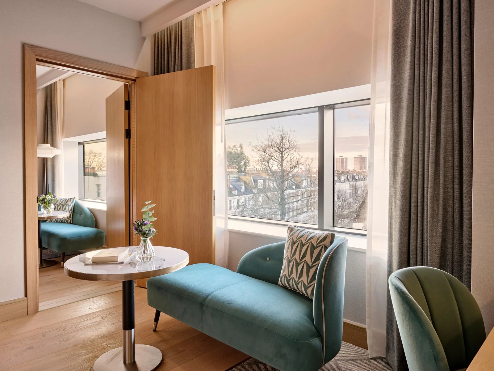 Hyatt Regency London Olympia — rooms