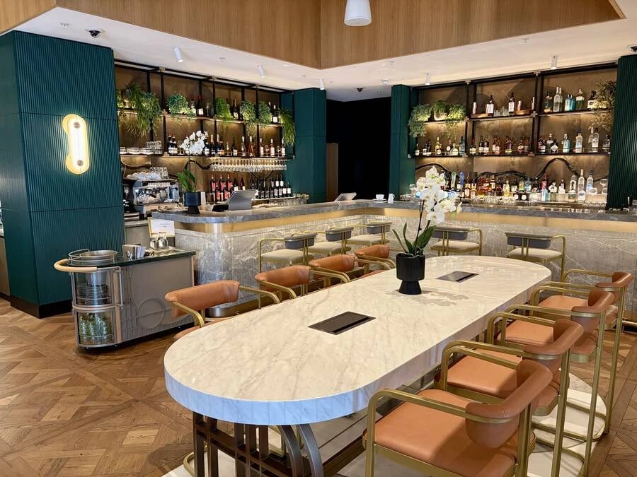 Hyatt Regency London Olympia — eat & drink
