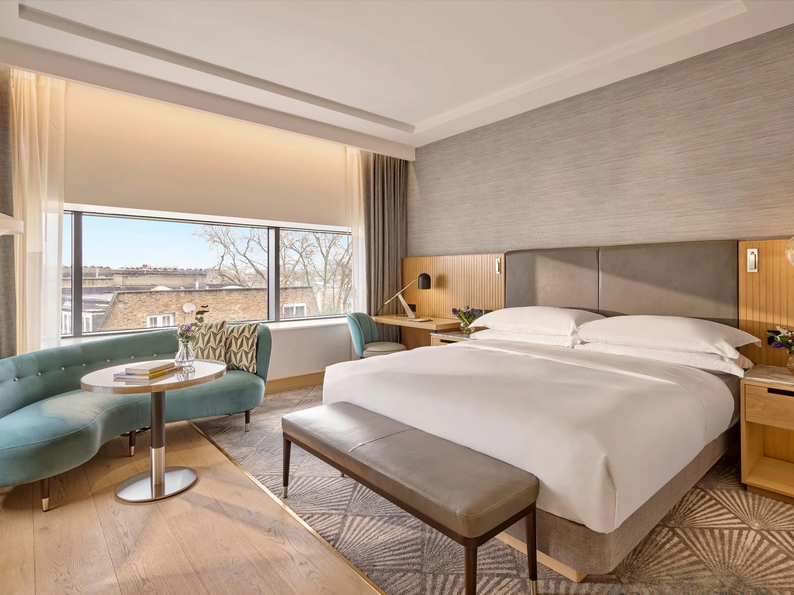 Hyatt Regency London Olympia — rooms