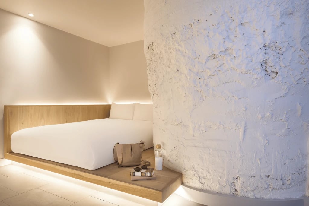 Zedwell Capsule Hotel Piccadilly Circus — rooms