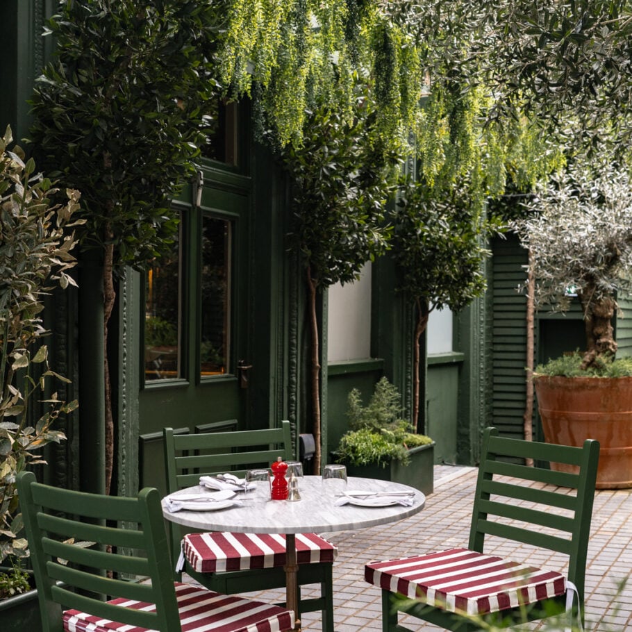 The Princess Royal Pub & Boutique Hotel — vibe
