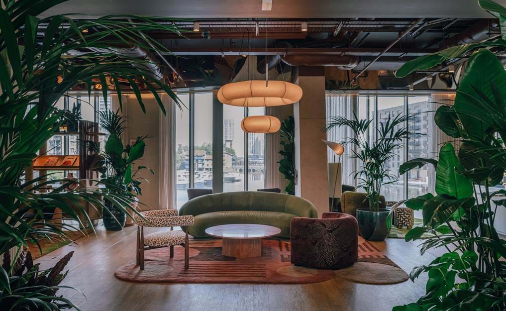 Locke London Canary Wharf — eat & drink