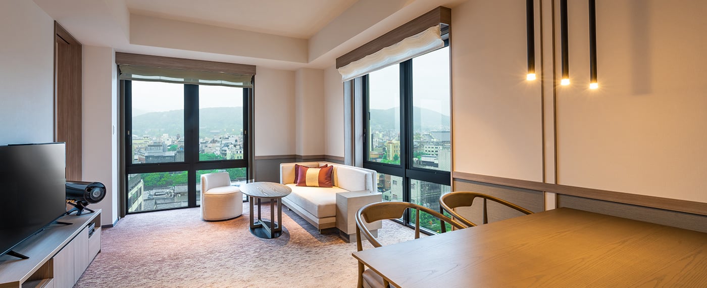 The Gate Hotel Kyoto Takasegawa — vibe