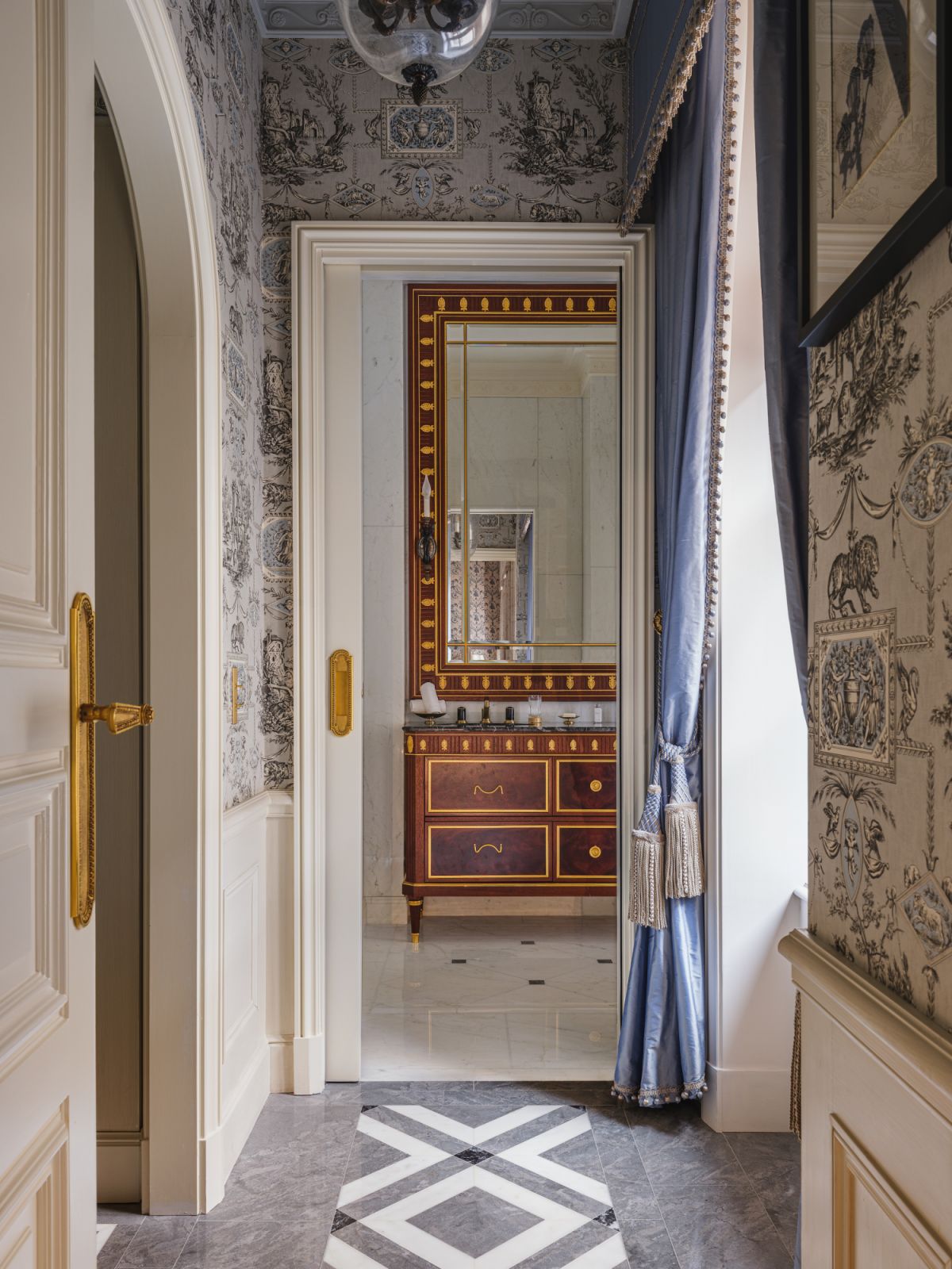 Hotel 1, Place Vendôme — vibe