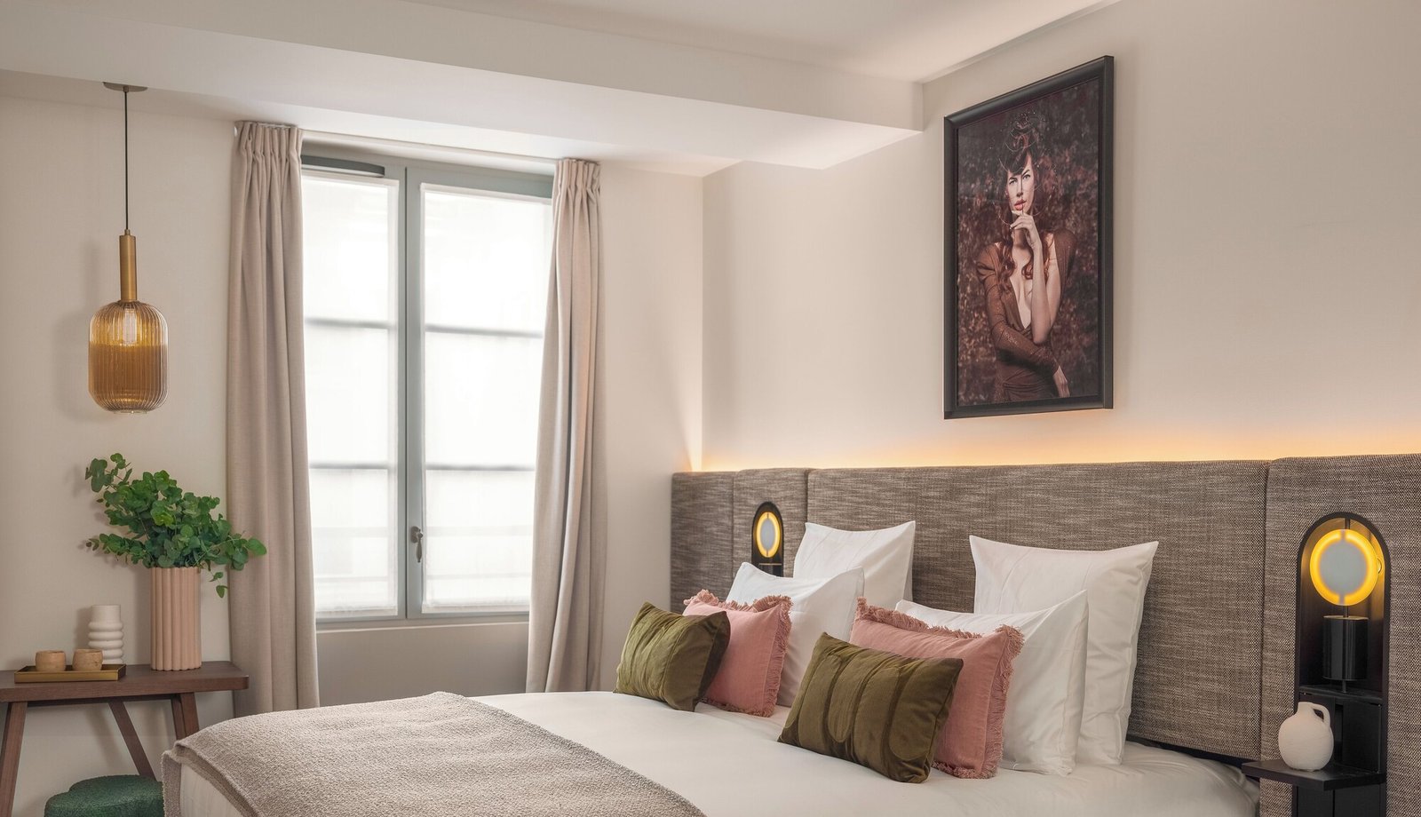 Boudoir des Muses Hotel — rooms