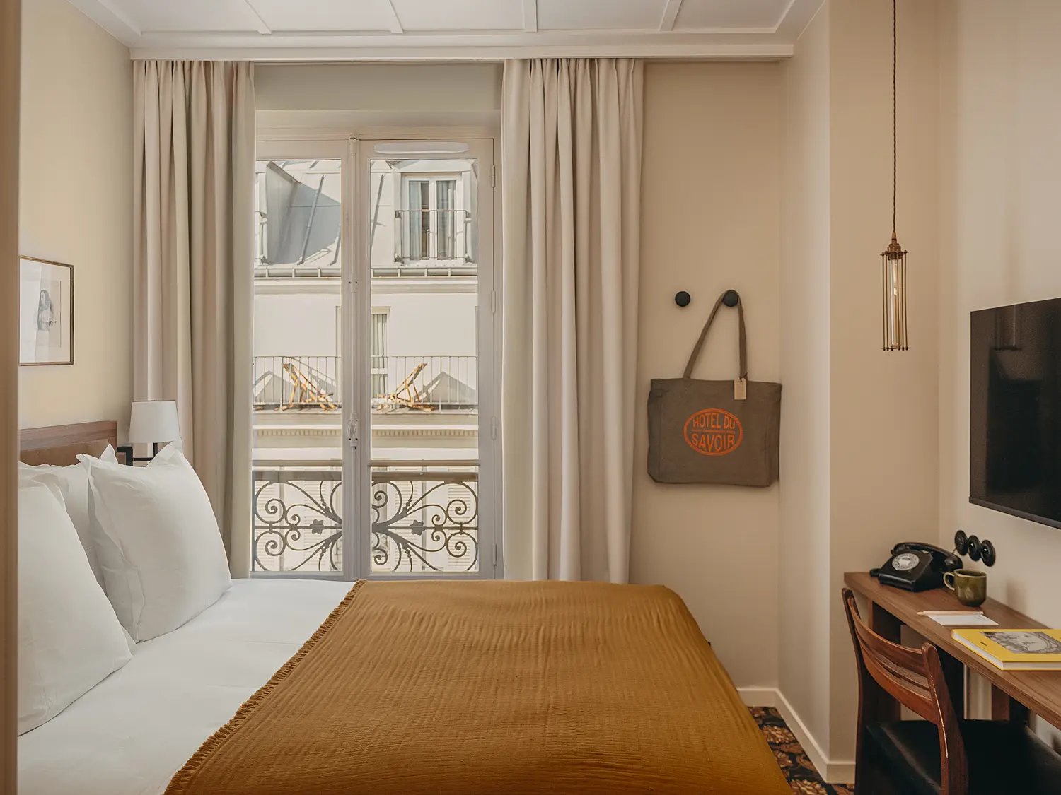 Hôtel du Savoir — rooms