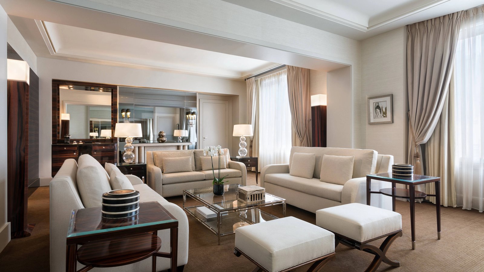 Prince de Galles, a Luxury Collection Hotel, Paris — rooms