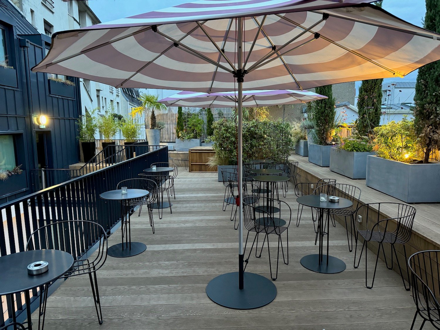 Le Wallace Hôtel & Bar — vibe
