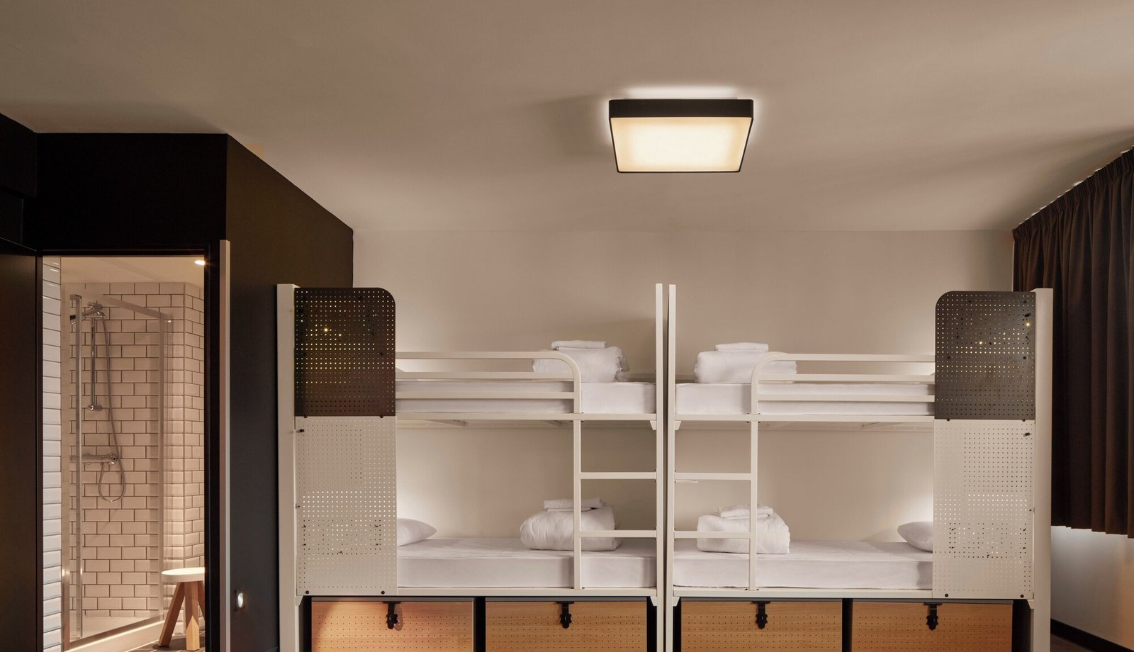 Generator Paris — rooms