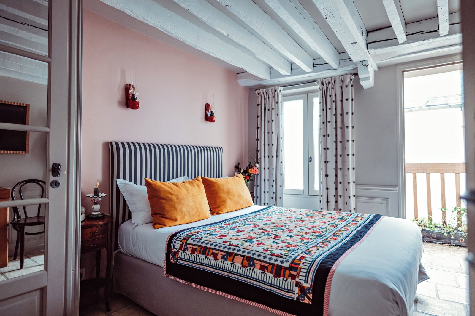 Saintonge — rooms