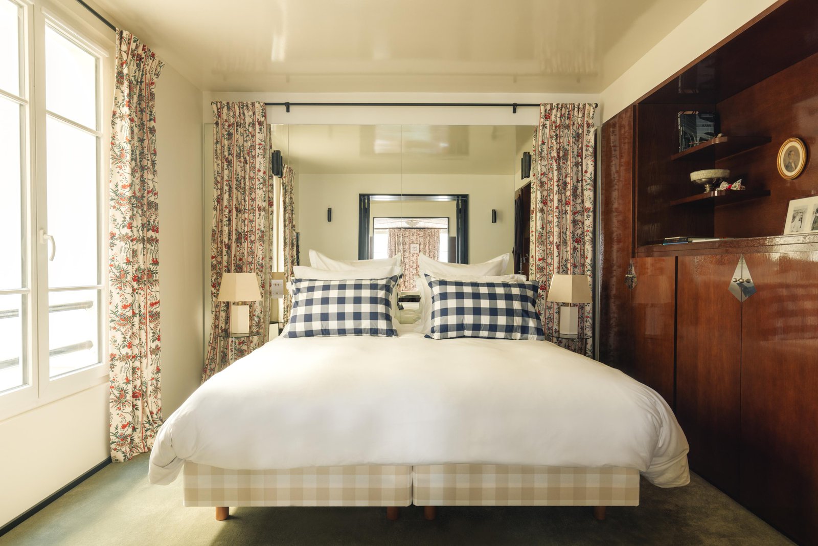 Les Suites Cinabre — rooms