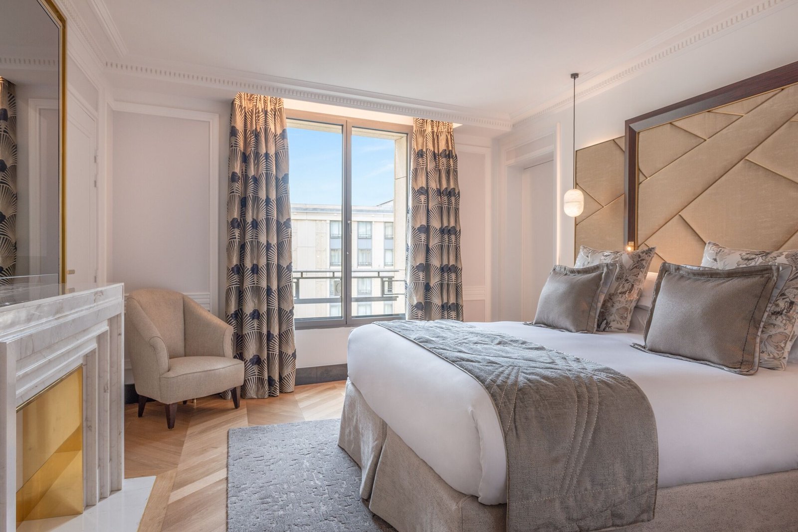 L'Hôtel du Collectionneur — rooms