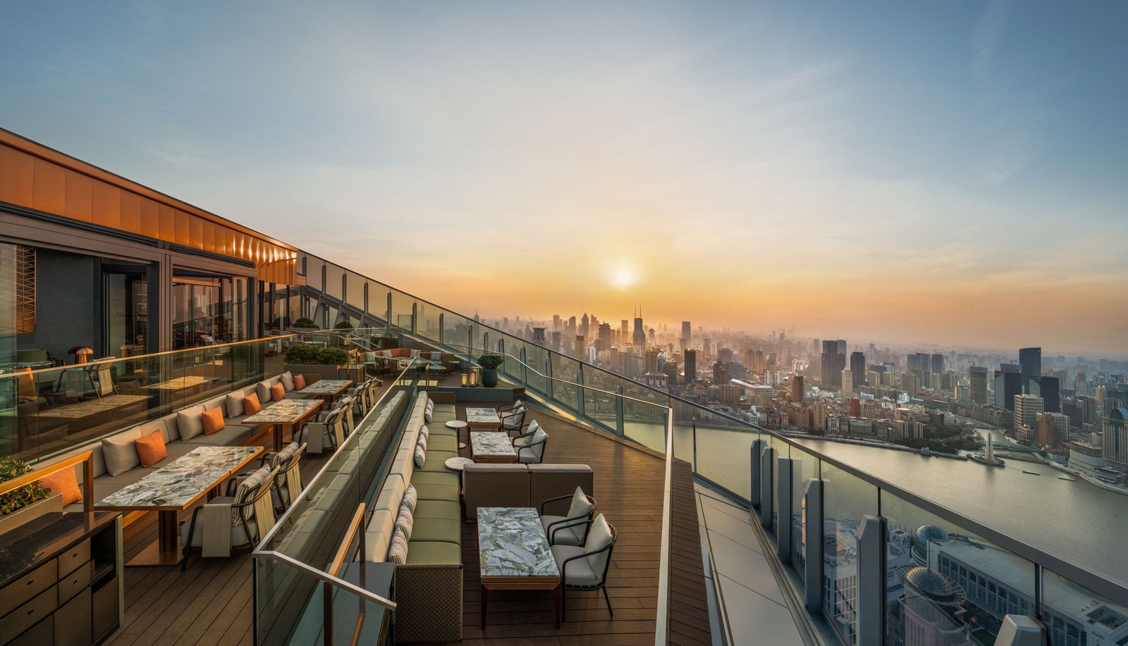 The Ritz-Carlton Shanghai Pudong — vibe