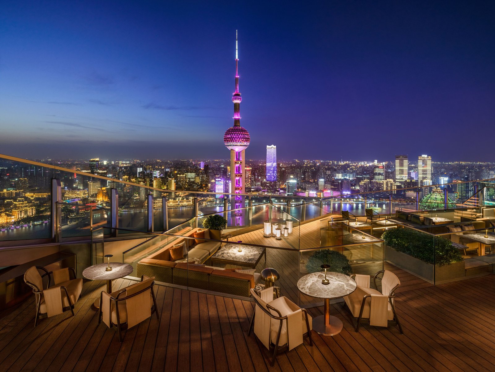 The Ritz-Carlton Shanghai Pudong — vibe
