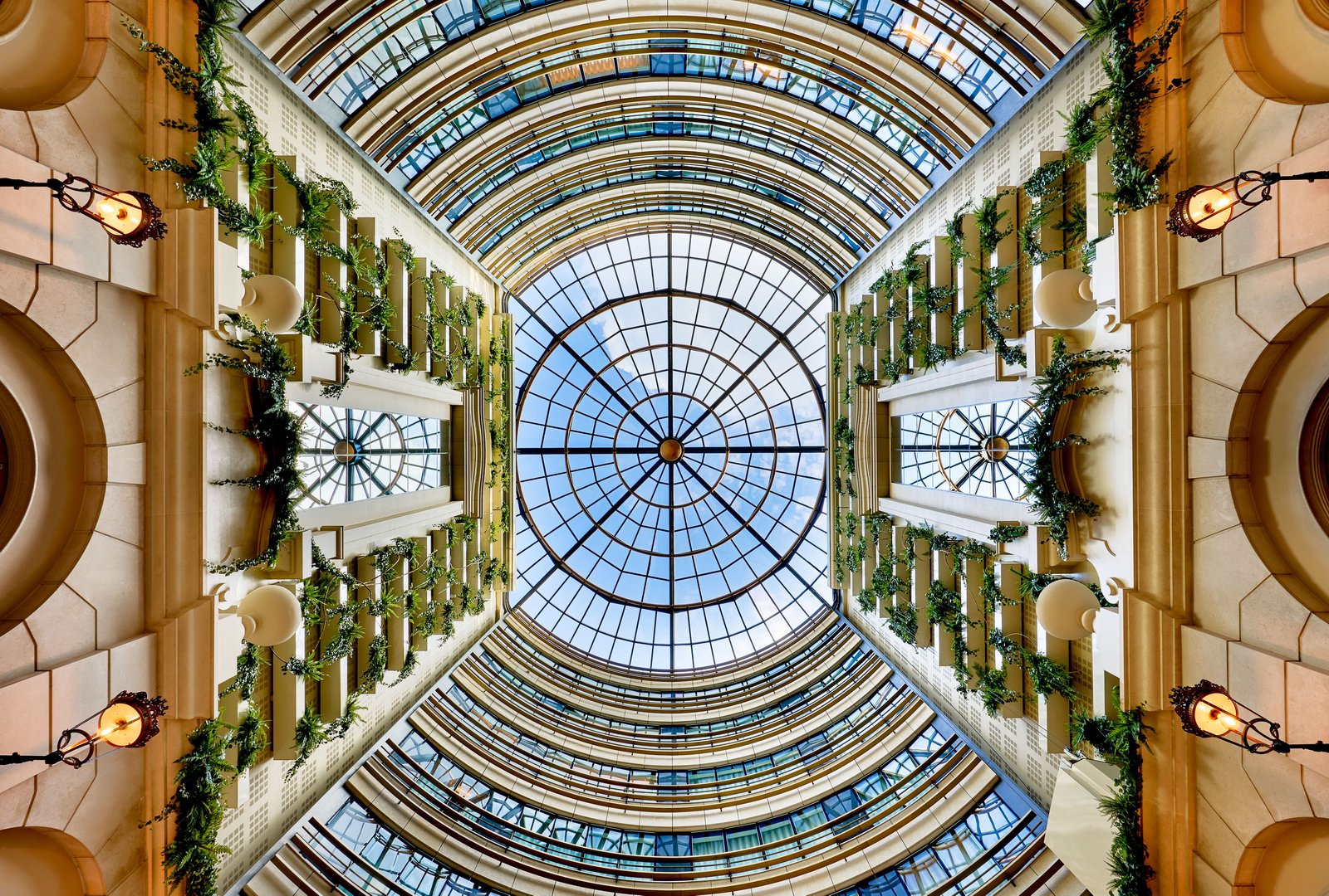 Paris Marriott Champs Elysees Hotel — vibe