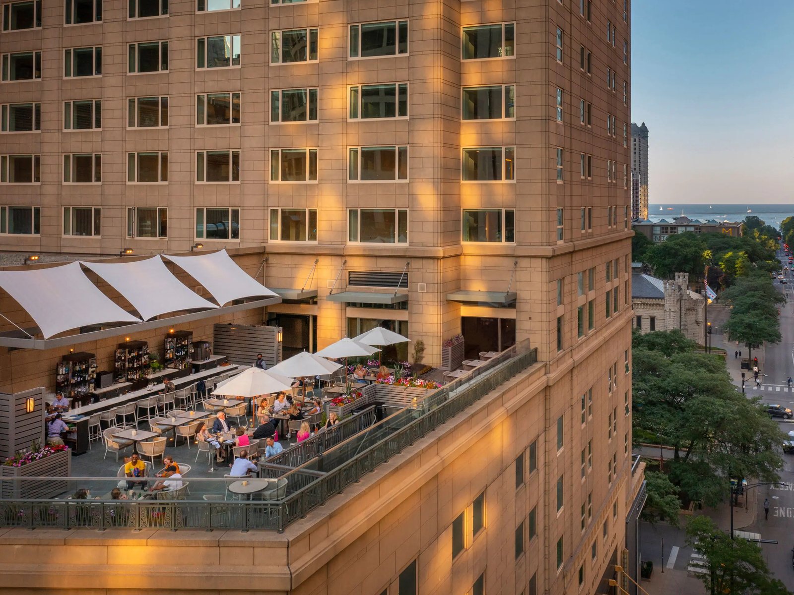 Park Hyatt Chicago, nomi garden
