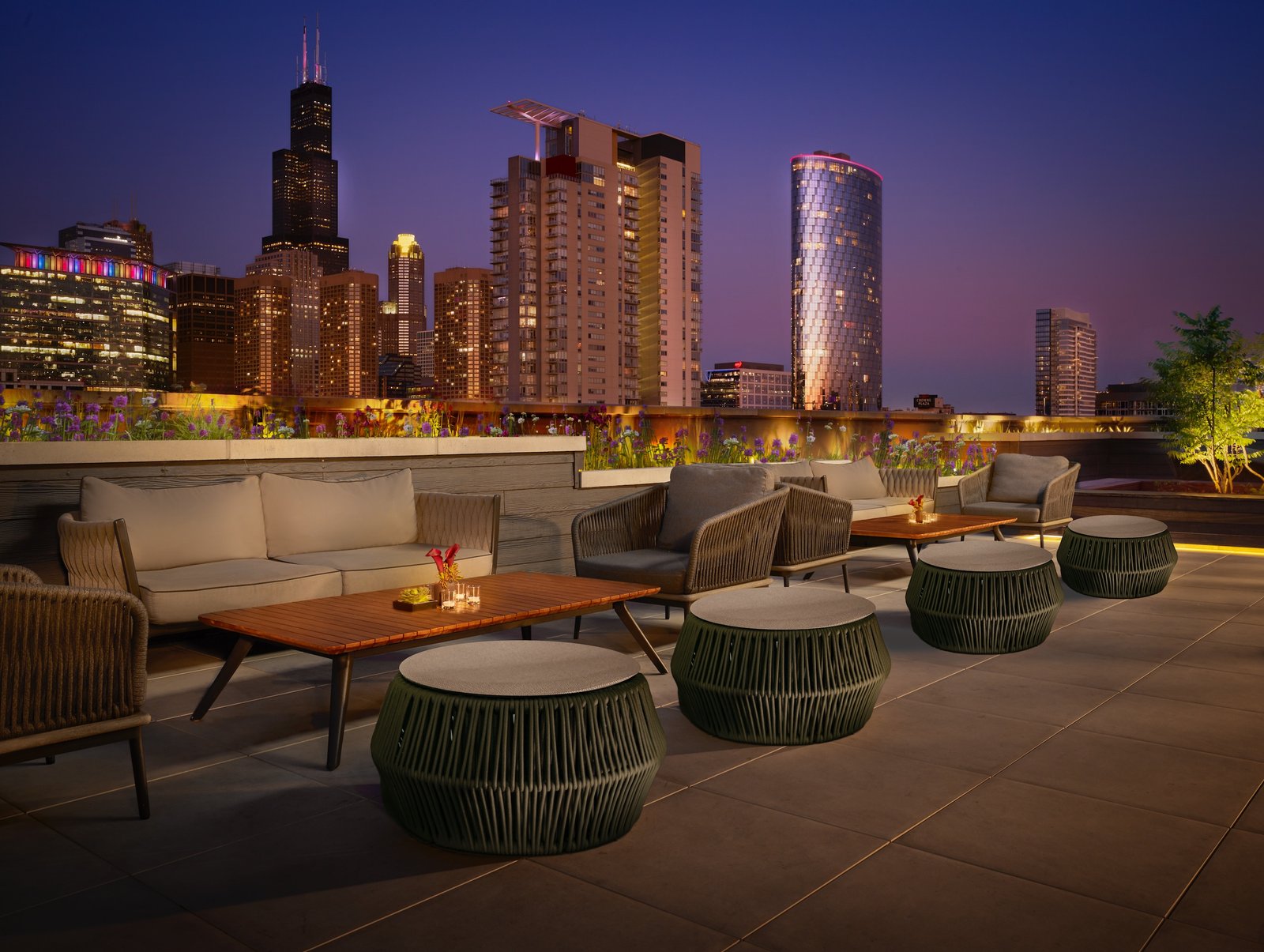 Nobu Hotel Chicago — vibe