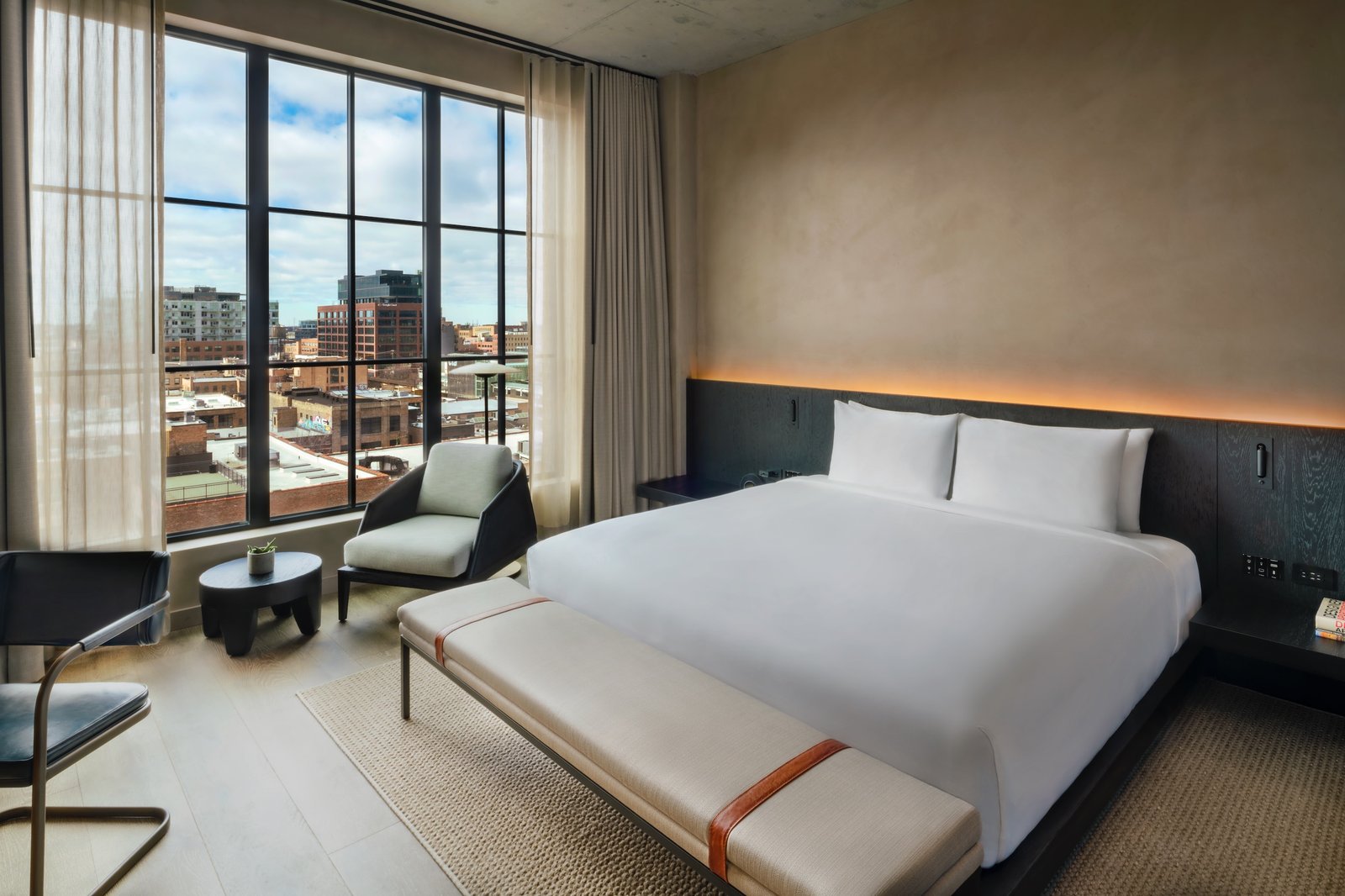 Nobu Hotel Chicago — rooms