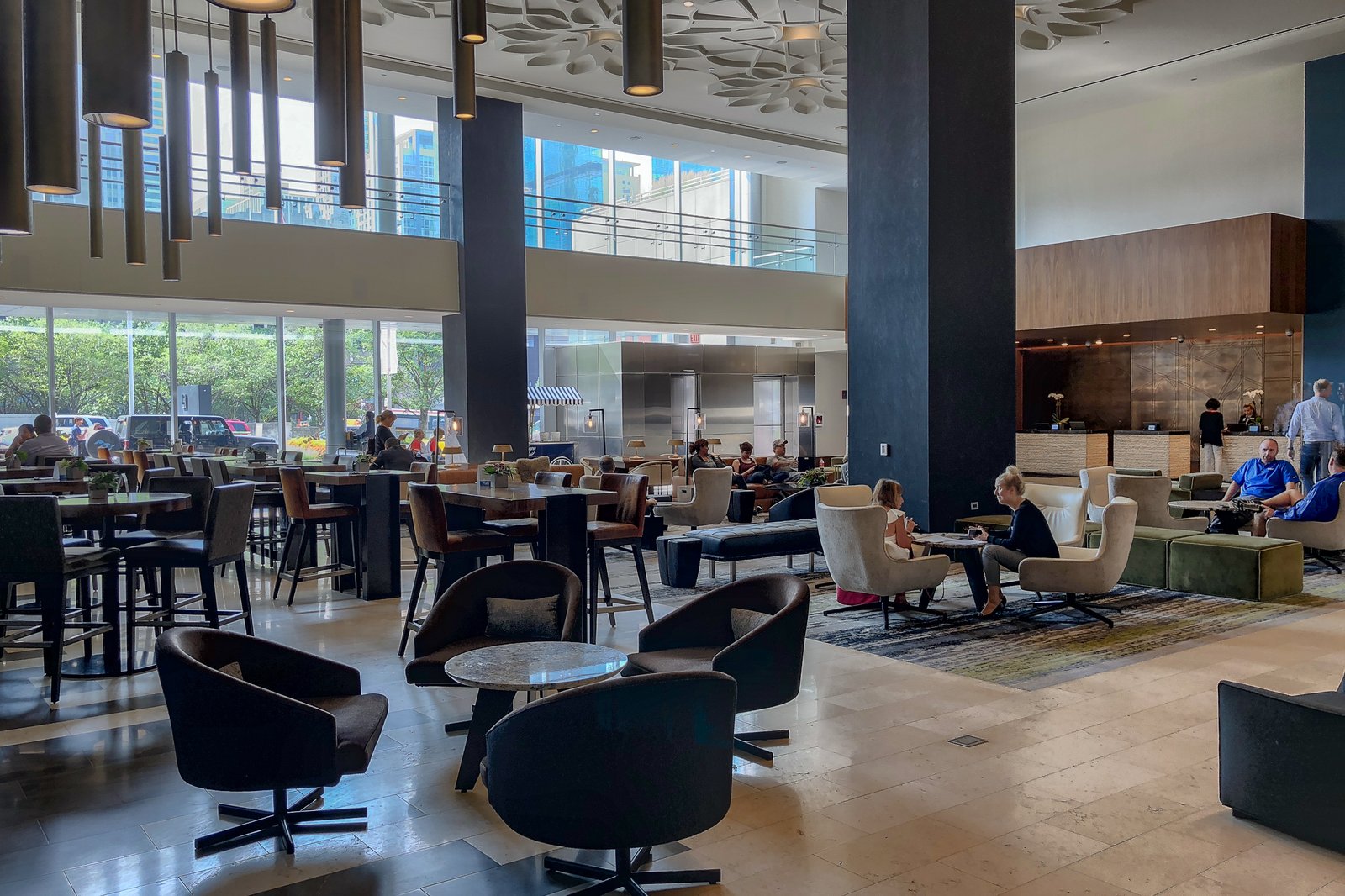 Loews Chicago Hotel — eat & drink