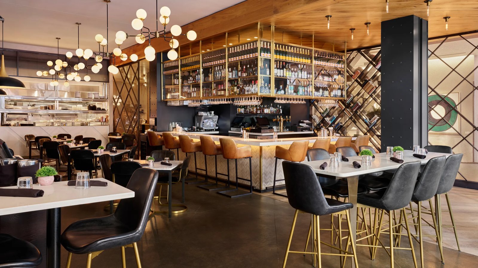 Arlo Chicago — eat & drink