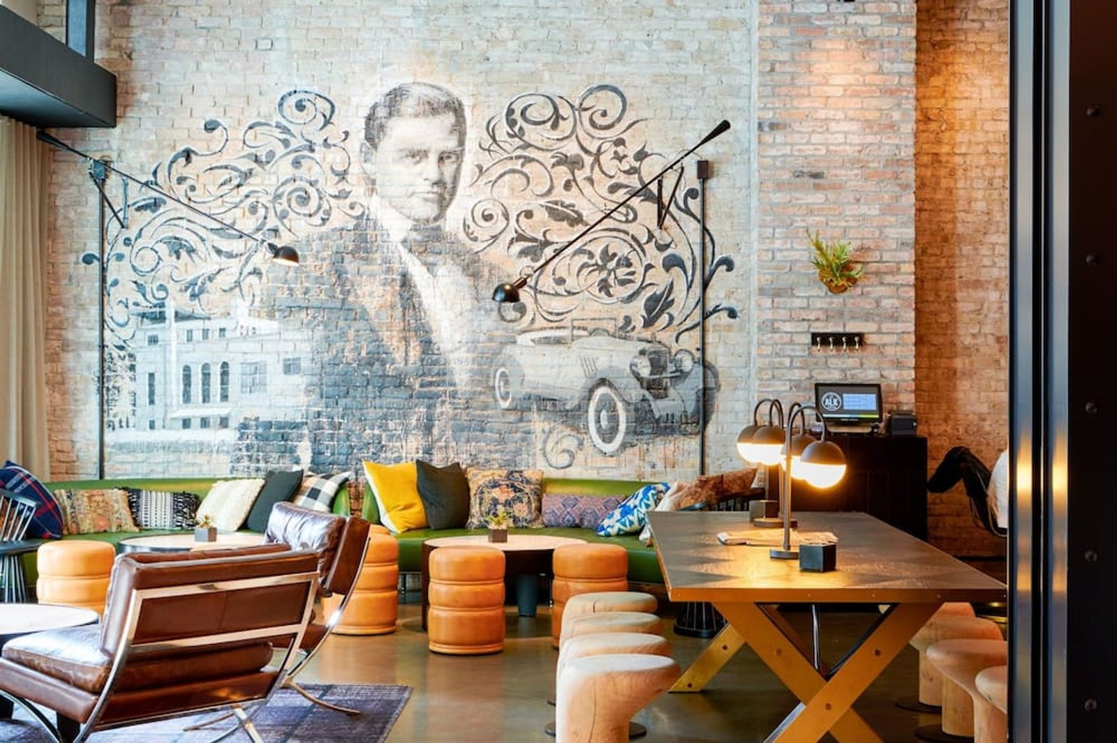Arlo Chicago — eat & drink