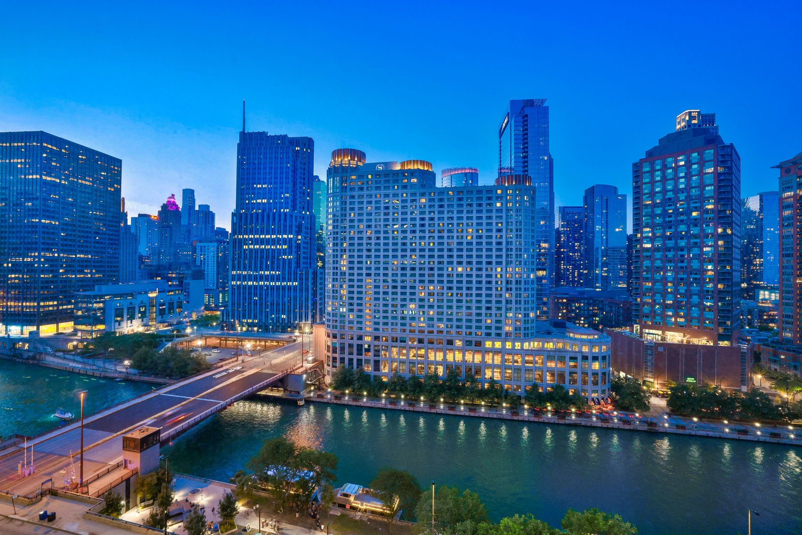 Sheraton Grand Chicago Riverwalk — backstory