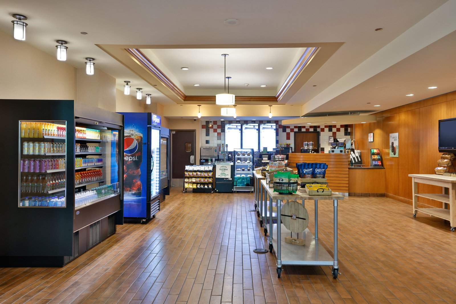 Sheraton Grand Chicago Riverwalk — eat & drink