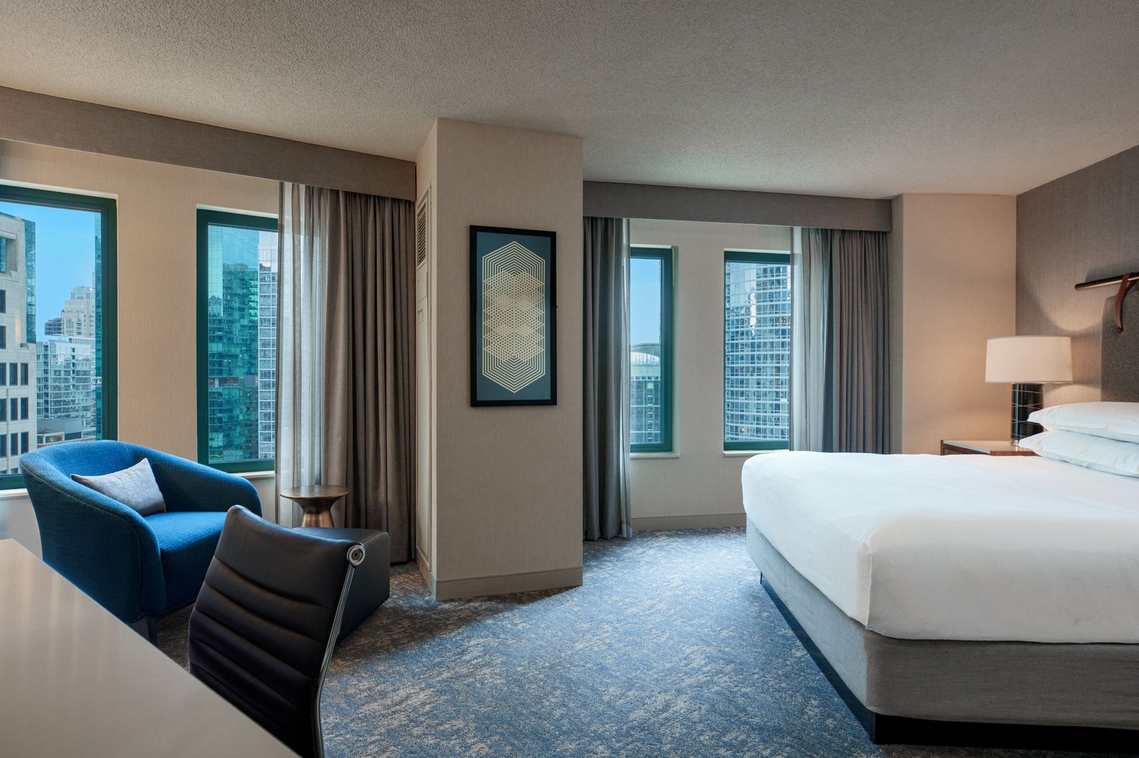 Sheraton Grand Chicago Riverwalk — rooms